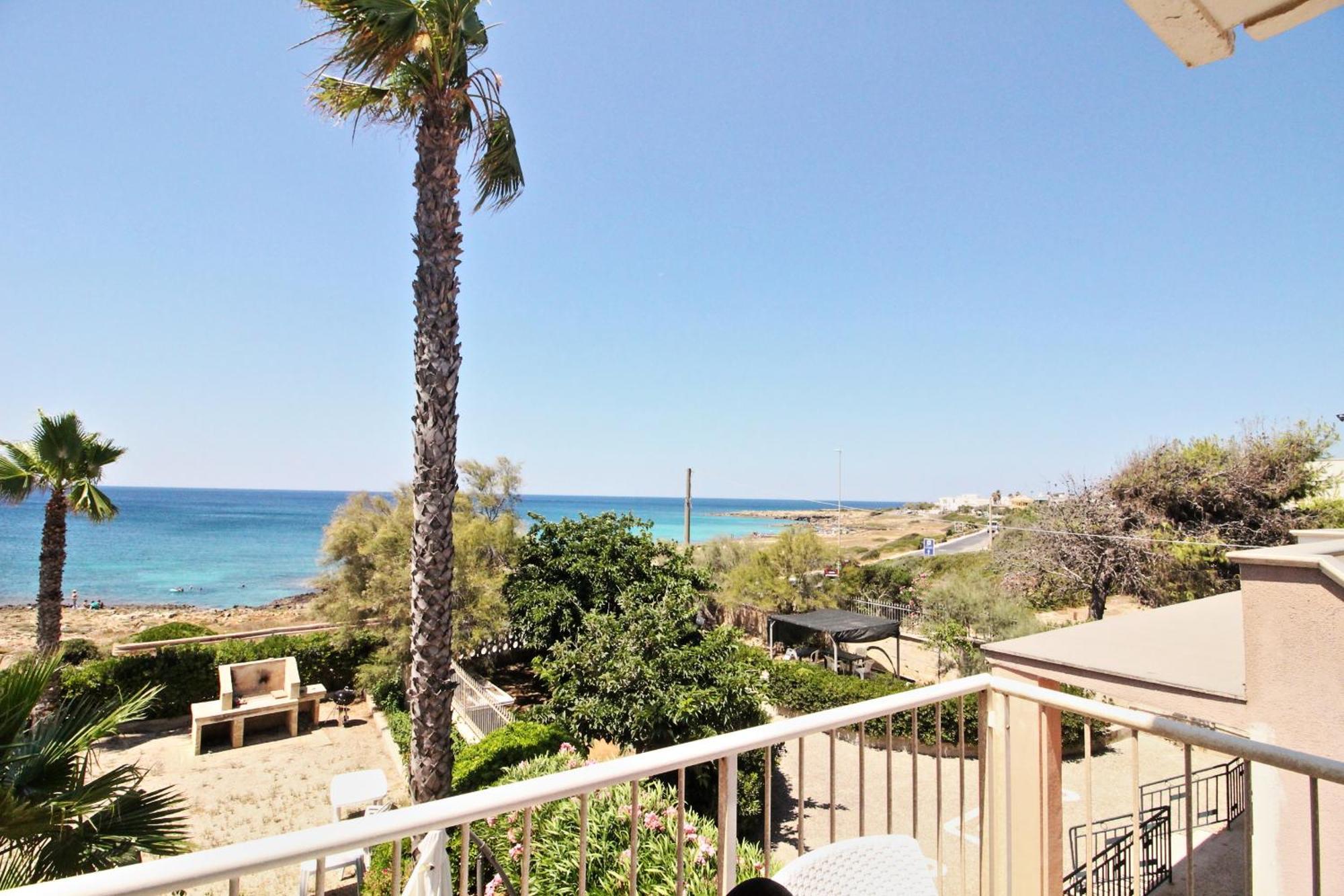 Residence Mare Azzurro トッレ・サン・ジョヴァンニ・ウジェント エクステリア 写真